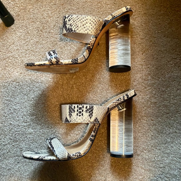 SCHUTZ Veridiana Transparent Column Heel Sandal 8 - Picture 7 of 13